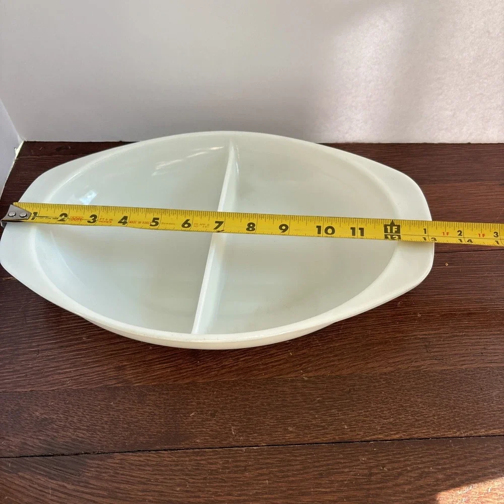 Vintage Pyrex Milk‎ Glass Divided Casserole (1.5 Quart)